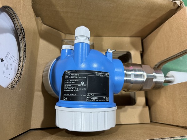 Endress+Hauser 8F3B08-BDDBAAAFABSADOSAA2+AADC Promass F 300 Coriolis Mass Flowmeter supplied product image